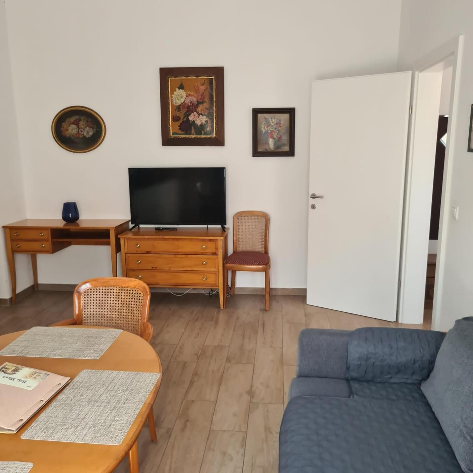 Villa Musik - Historical Apartments In Baden Bagian luar foto